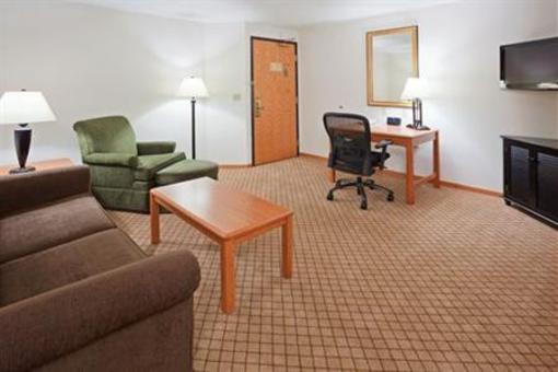 фото отеля Holiday Inn Express Hudson-I-94