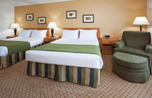 фото отеля Holiday Inn Express Hudson-I-94