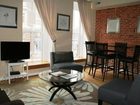 фото отеля Celie's Waterfront Inn