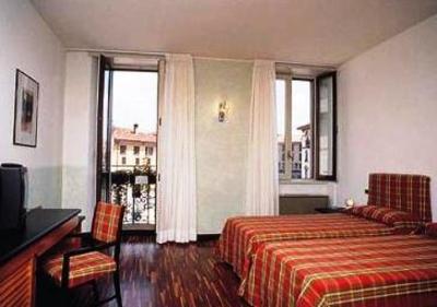 фото отеля Hotel Firenze Como