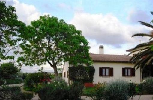 фото отеля Immobiliare Podere 13 Guest House Orbetello