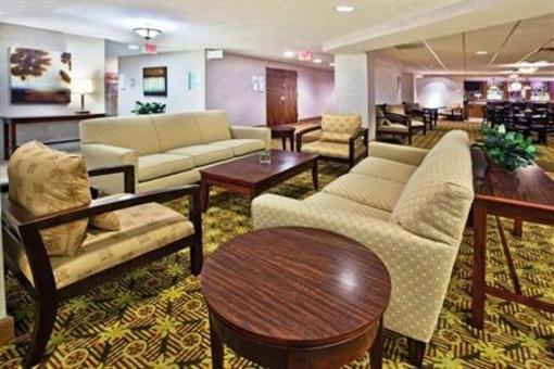 фото отеля Holiday Inn Columbus North I-185
