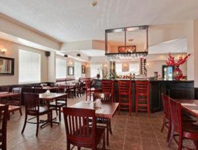 фото отеля Ramada Edmonton International Airport