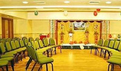 фото отеля Log Inn Hospitality Redefined
