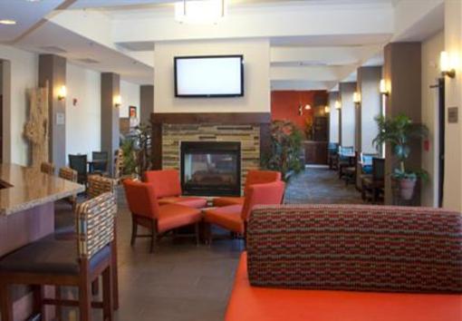 фото отеля Fairfield Inn & Suites Downtown Historic Main Street