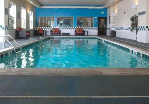 фото отеля Fairfield Inn & Suites Downtown Historic Main Street