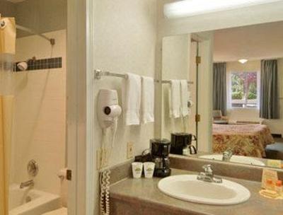 фото отеля Days Inn Midtown Albuquerque