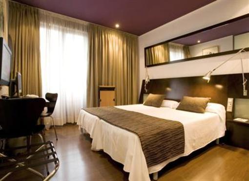 фото отеля Petit Palace Arana
