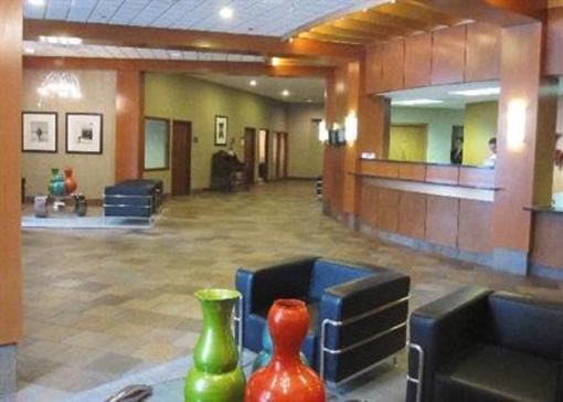 фото отеля Radisson Hotel Milwaukee North Shore