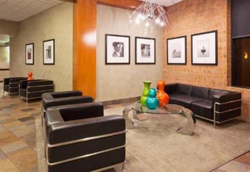 фото отеля Radisson Hotel Milwaukee North Shore