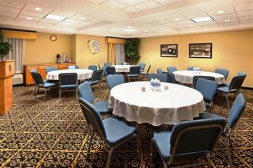фото отеля Holiday Inn Express Gastonia