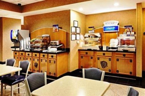 фото отеля Holiday Inn Express Gastonia