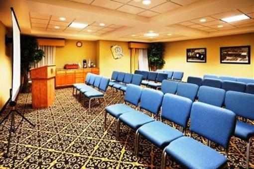 фото отеля Holiday Inn Express Gastonia