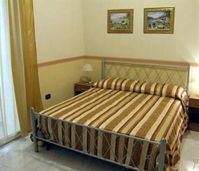 фото отеля Astra Bed and Breakfast