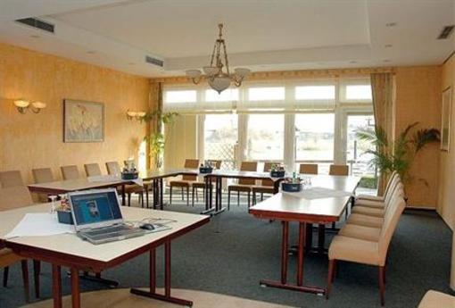 фото отеля Bootshaus Hotel Achim