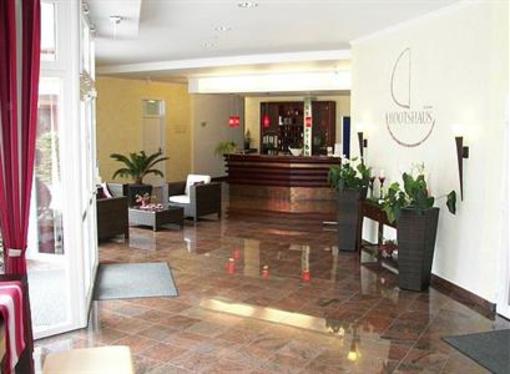 фото отеля Bootshaus Hotel Achim
