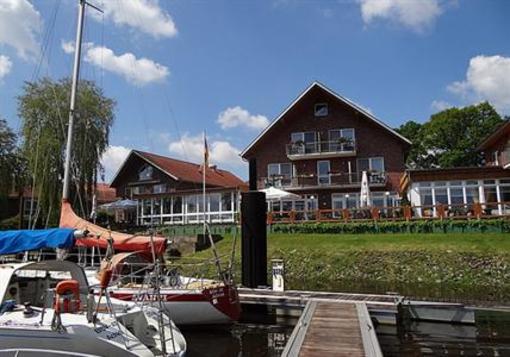 фото отеля Bootshaus Hotel Achim