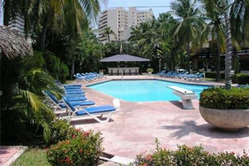 фото отеля Bali Hai Hotel