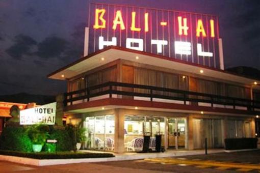 фото отеля Bali Hai Hotel