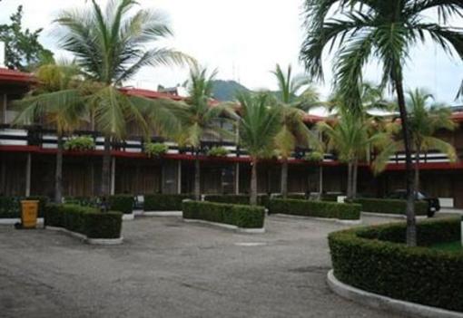 фото отеля Bali Hai Hotel