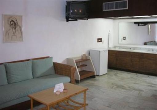 фото отеля Bali Hai Hotel