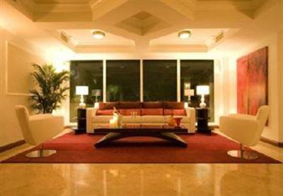 фото отеля Churchill Suites Intracoastal Yacht Club