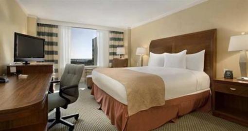 фото отеля Hilton Stamford Hotel & Executive Meeting Center
