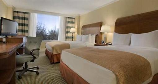 фото отеля Hilton Stamford Hotel & Executive Meeting Center