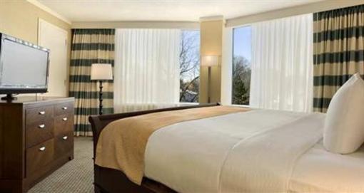фото отеля Hilton Stamford Hotel & Executive Meeting Center