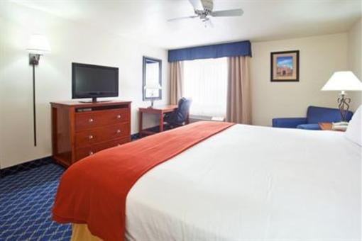 фото отеля Holiday Inn Express Tucson Airport