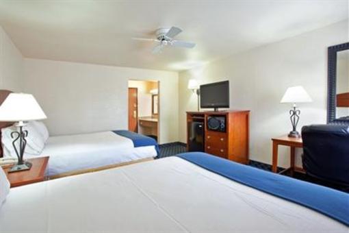 фото отеля Holiday Inn Express Tucson Airport