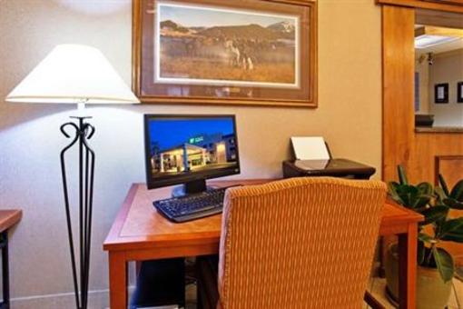 фото отеля Holiday Inn Express Tucson Airport