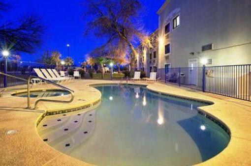 фото отеля Holiday Inn Express Tucson Airport