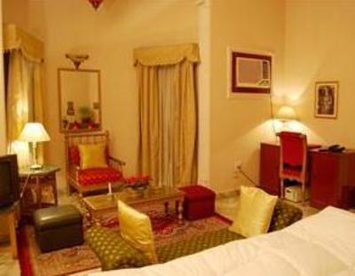 фото отеля Sugan Niwas Palace