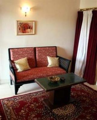 фото отеля Sugan Niwas Palace