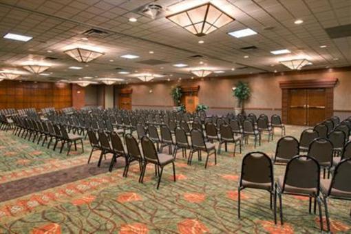 фото отеля Holiday Inn Hotel & Suites Des Moines - Northwest