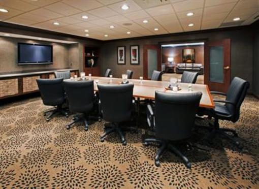 фото отеля Holiday Inn Hotel & Suites Des Moines - Northwest