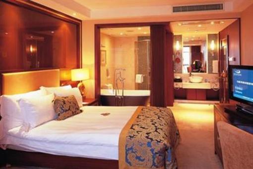 фото отеля Commercial Trust International Hotel