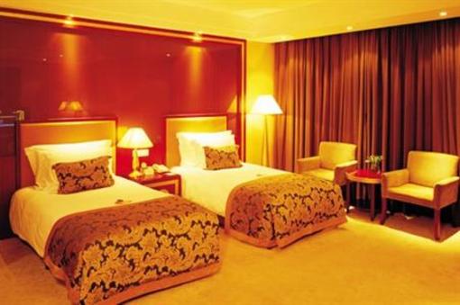 фото отеля Commercial Trust International Hotel