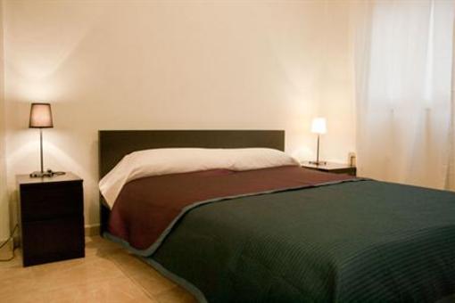 фото отеля Gran Via Sol Apartment Madrid