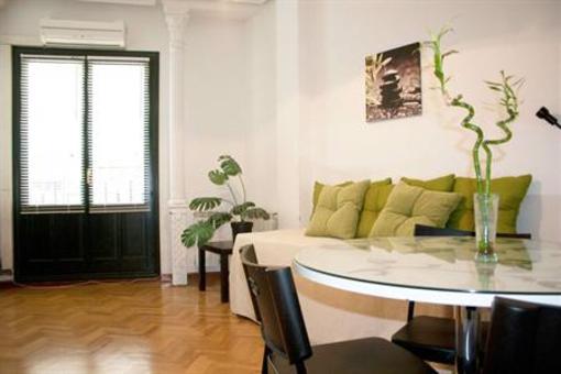 фото отеля Gran Via Sol Apartment Madrid