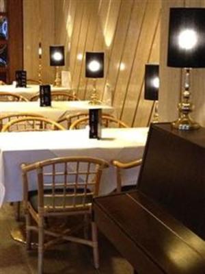 фото отеля Hotel Mercur Aarhus