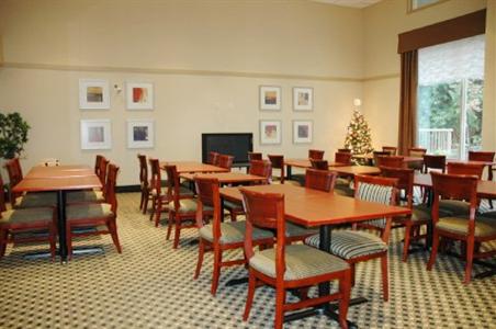 фото отеля Holiday Inn Express Hotel & Suites Surrey