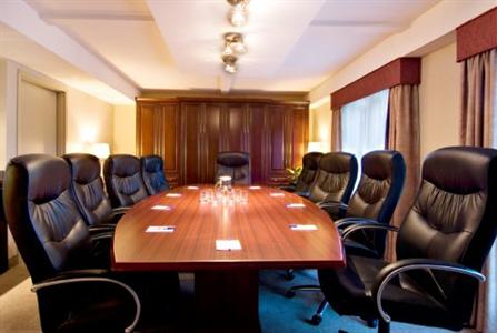 фото отеля Holiday Inn Express Hotel & Suites Surrey