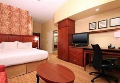 фото отеля Courtyard Hotel Montgomeryville North Wales