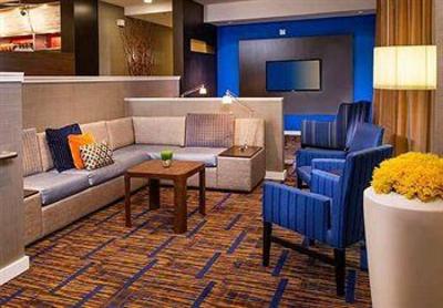 фото отеля Courtyard by Marriott Charlottesville North