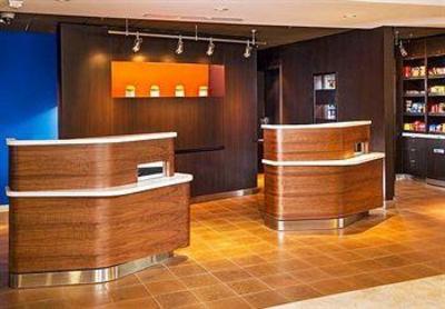 фото отеля Courtyard by Marriott Charlottesville North