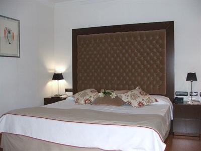 фото отеля Infantas de Leon Hotel