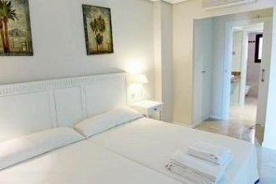 фото отеля Apartamentos Manilva Green