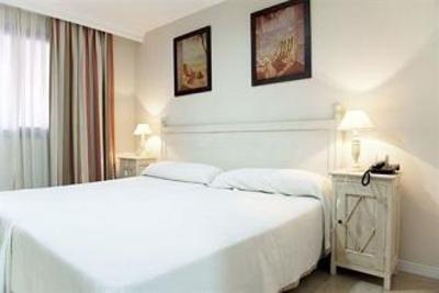 фото отеля Apartamentos Manilva Green